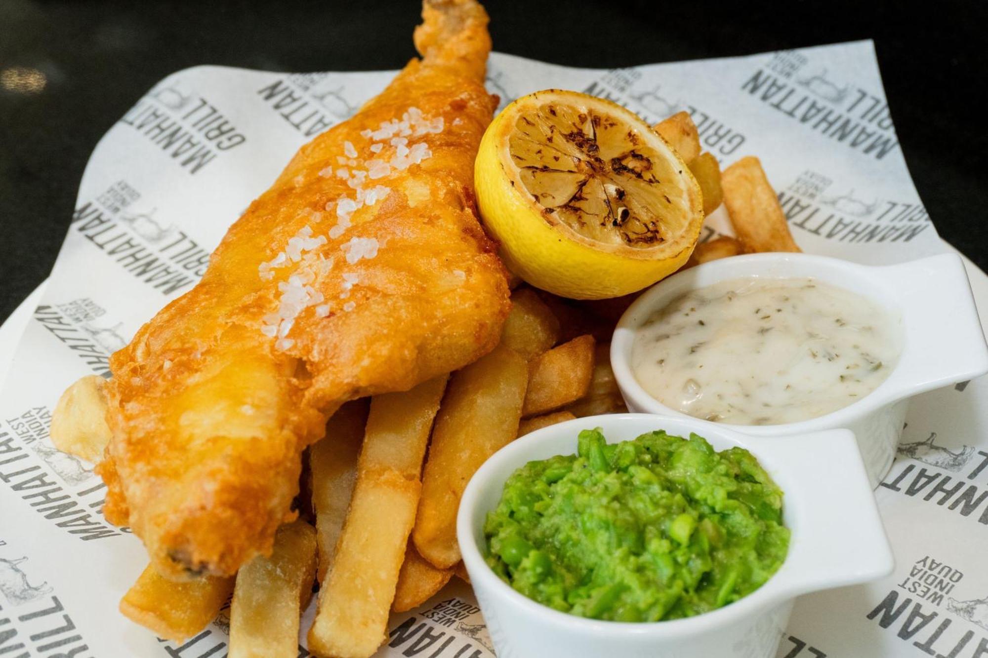 London Marriott Hotel Canary Wharf Ngoại thất bức ảnh Fish and chips